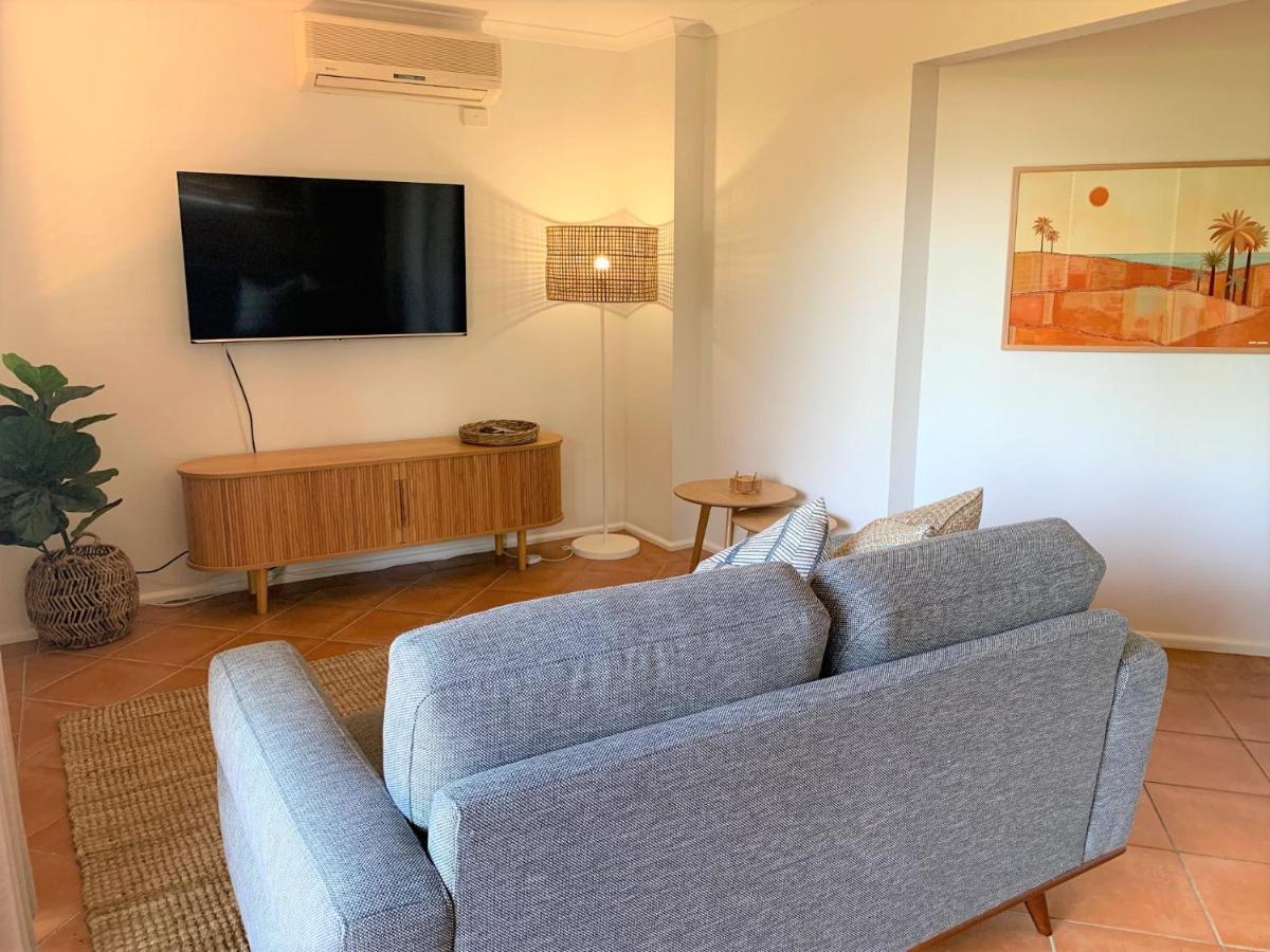 Coast Yamba - Adults Only Aparthotel Екстериор снимка